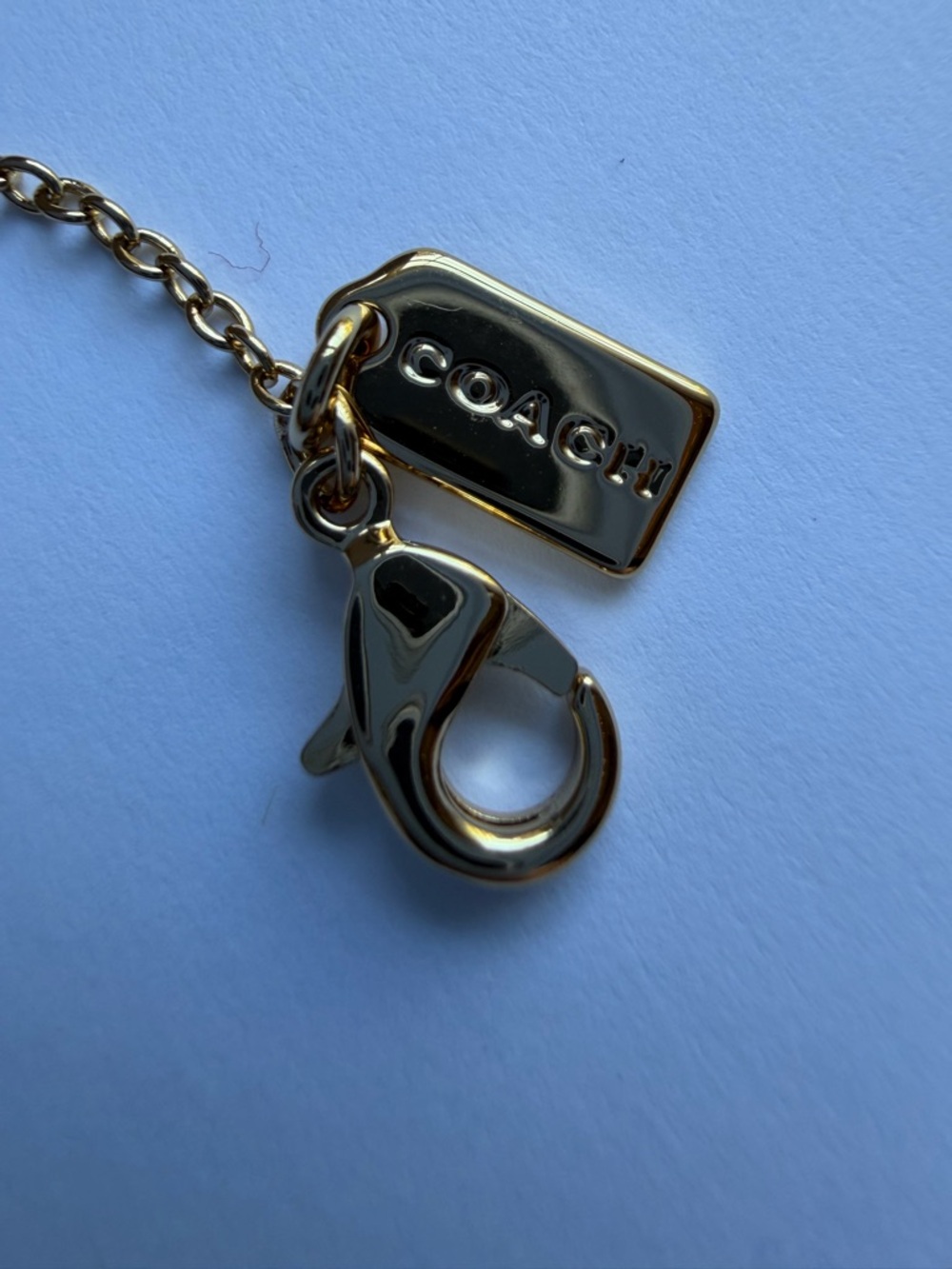 NWT Coach Small 14k Gold Heart Pendant Necklace with Brand’s C Logo - Picture 8 of 9